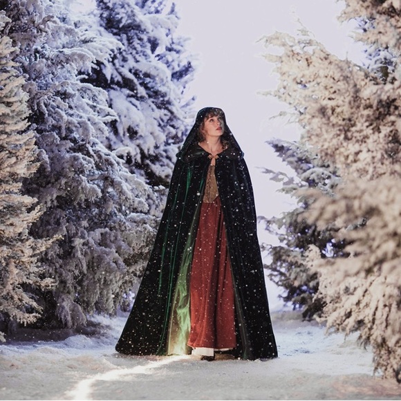 Taylor Swift Tis the Damn Season friendship bracelet - Picture 2 of 4